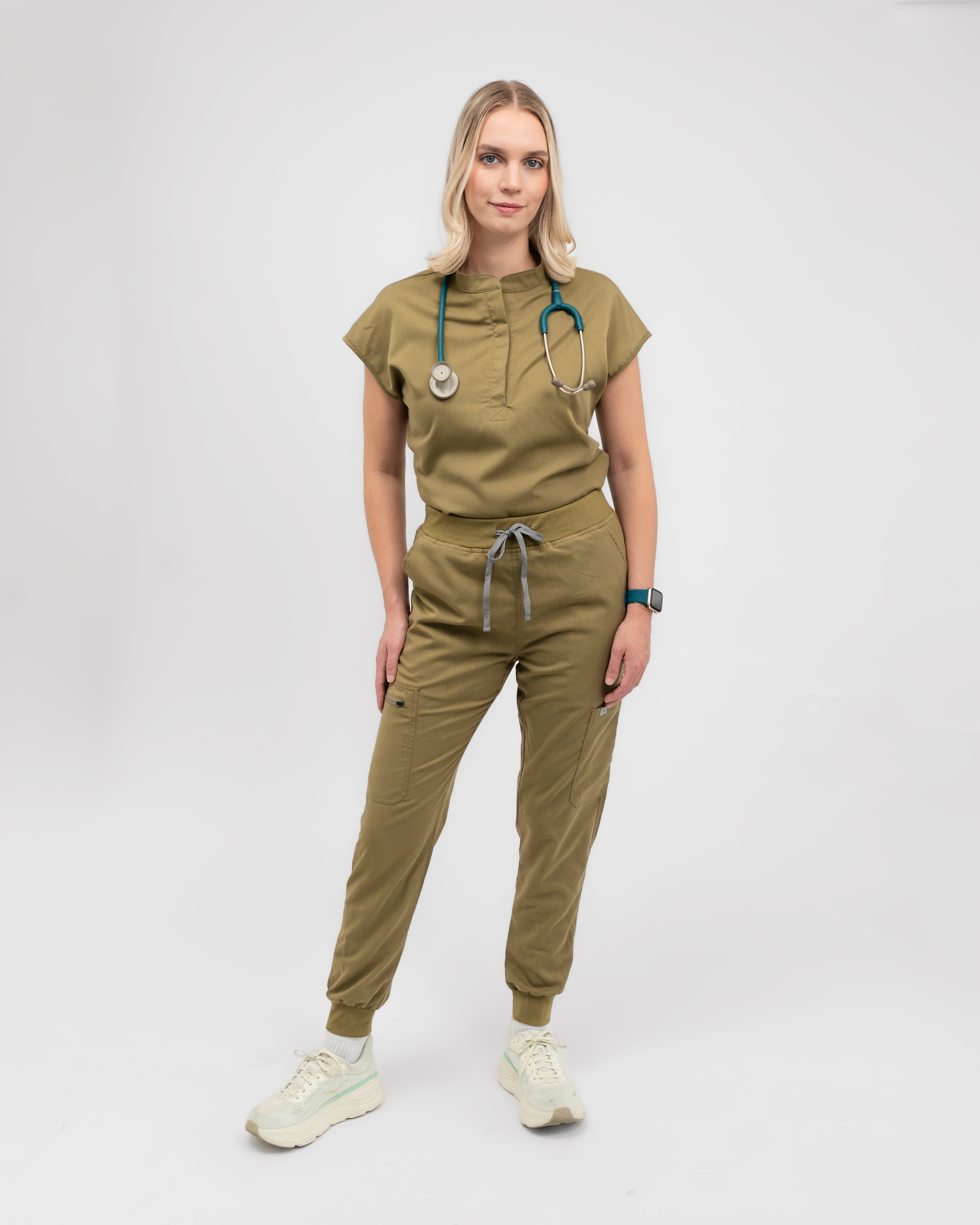 The Best Scrubs for 12-Hour Shifts: What to Look For